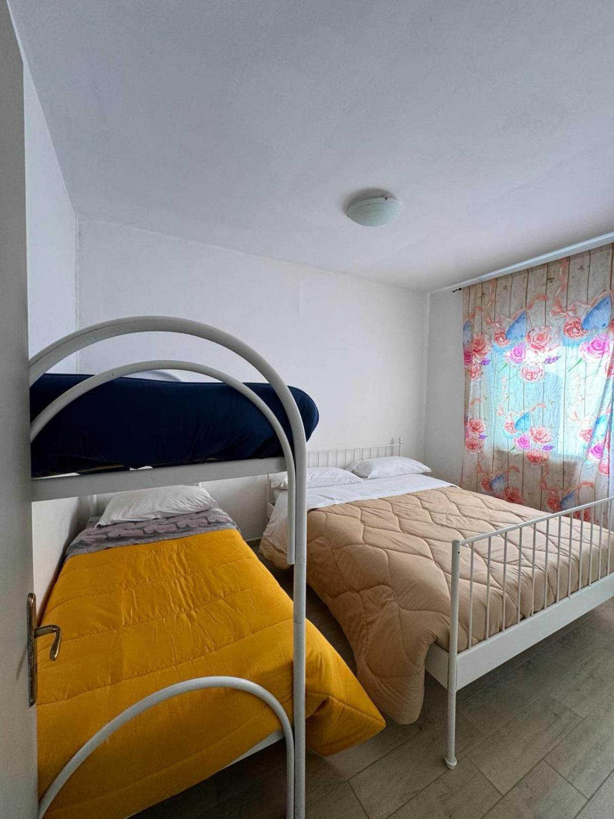 Oasi Erika Villa Paestum Bagian luar foto