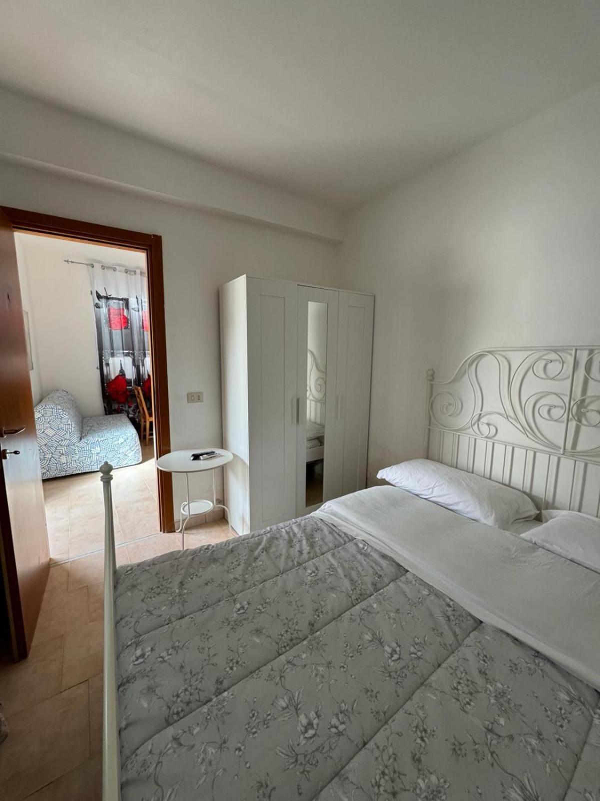 Oasi Erika Villa Paestum Bagian luar foto